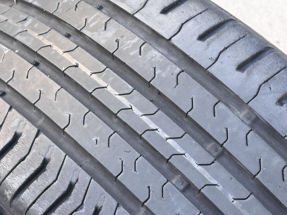 215/45/R17 Continental EcoContact5 4бр летни dot0317 6-7mm