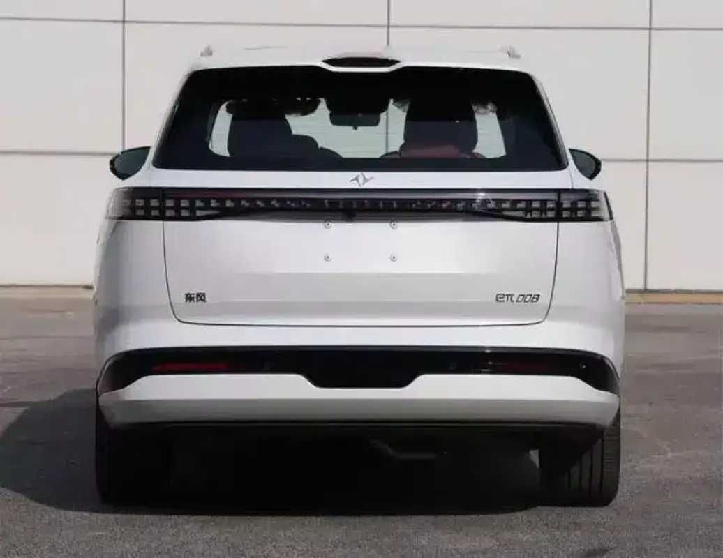Dongfeng 008 ultra