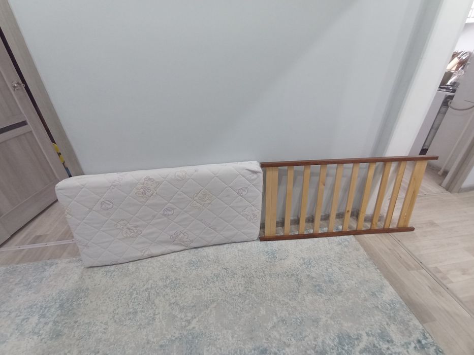 Продам детскую кроватку