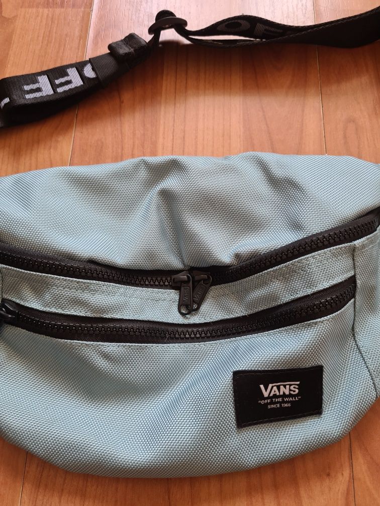Borsetă unisex Vans Ward Cross