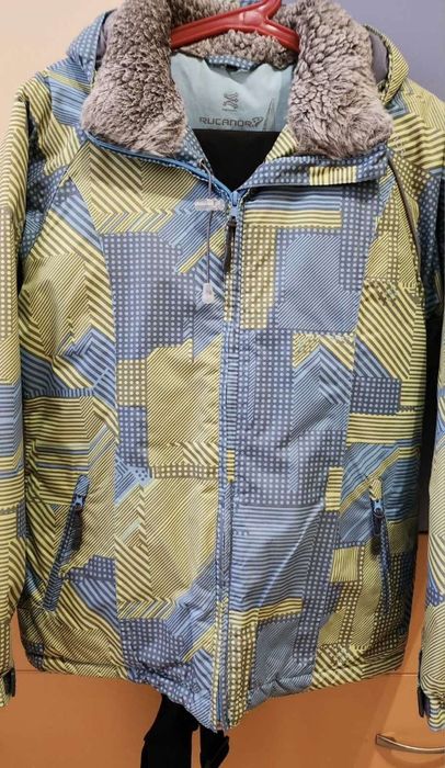 Дамски ски екип!