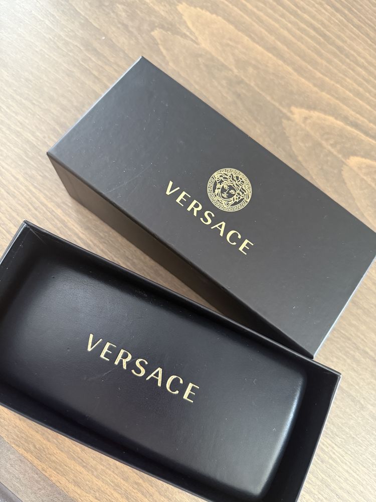Луксозни дамски слънчеви очила Versace