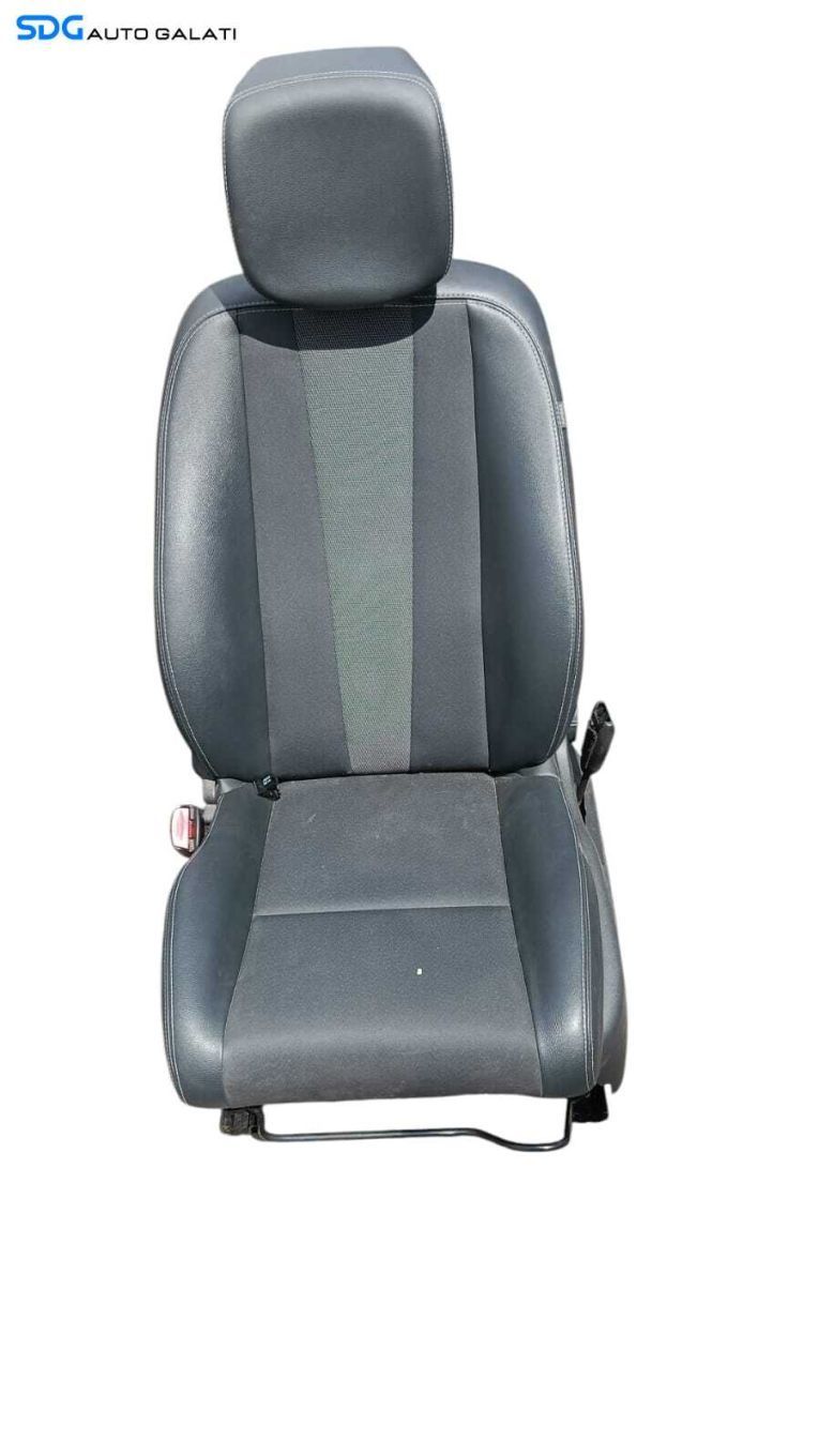 Interior Semipiele Semi Piele Alcantara Scaun Scaune Fata Stanga Dreapta si Bancheta cu Spatar Renault Megane 3 Hatchback 2008 - 2015 [M8292]