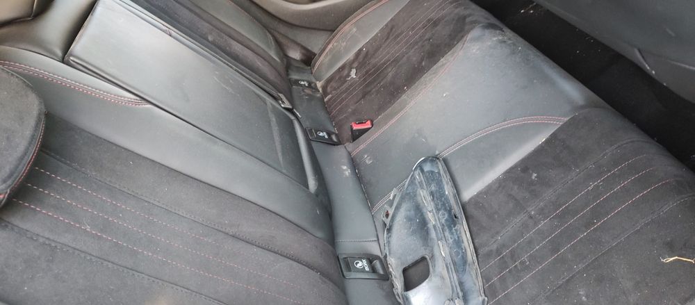 Продавам GT LINE Седалки Салон Peugeot 308 gt Line