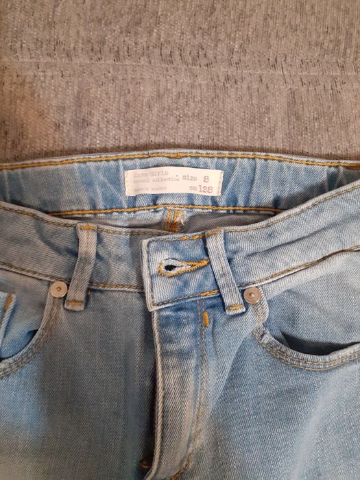 Дънки за момиче на zara-нови