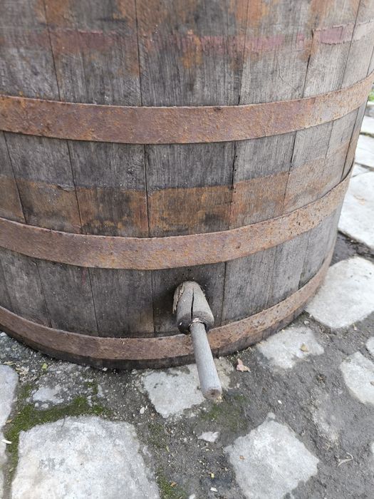 Дъбова каца 200л.