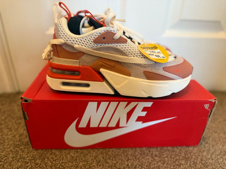 Дамски маратонки Nike Air Max Furyosa