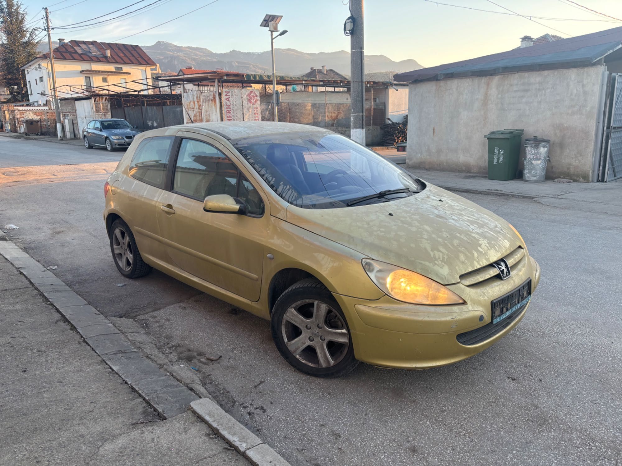 Peugeot 307 2.0i на части