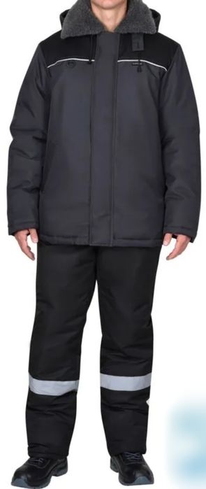 Спецодежда зимняя куртка с капюшоном и тёплые брюки