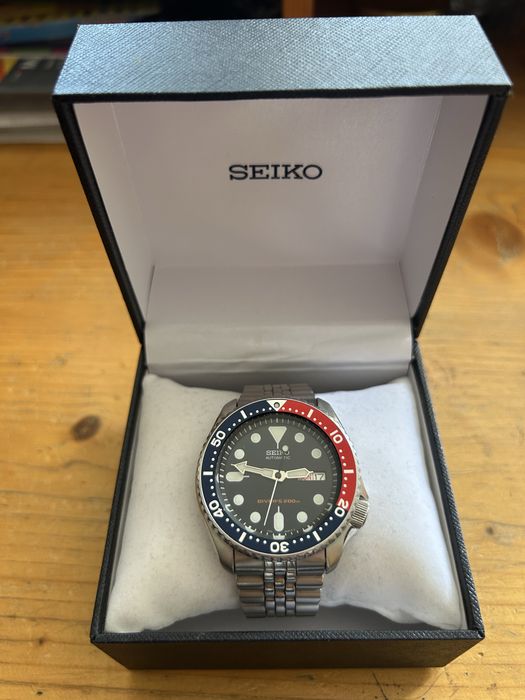 Seiko SKX009K часовник