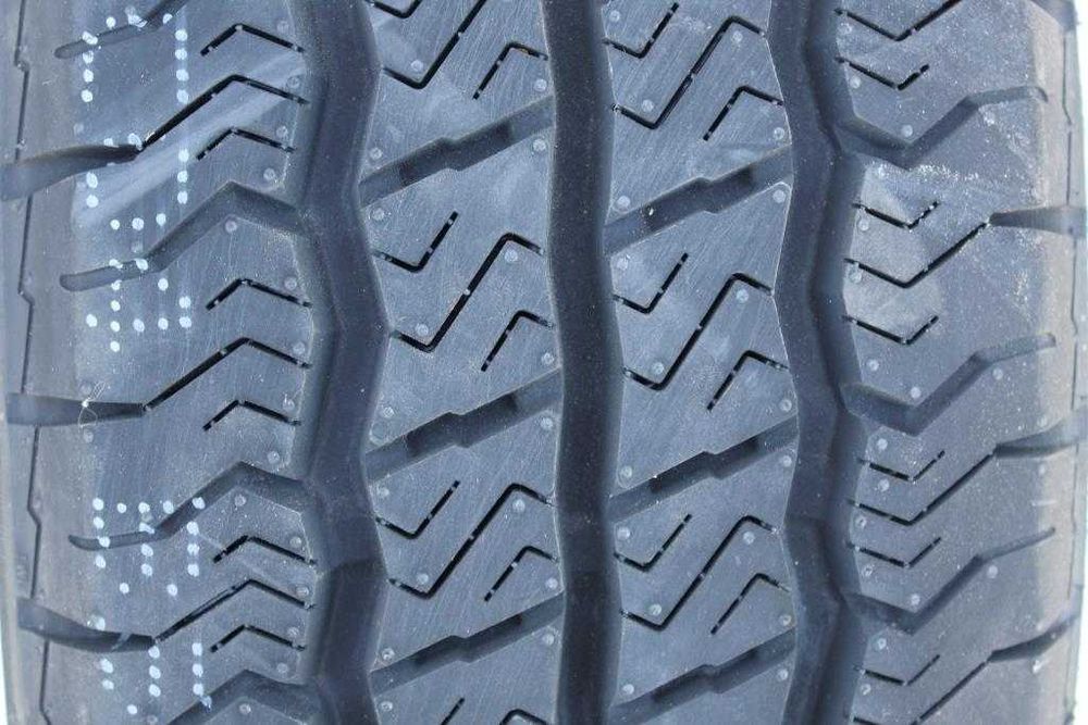 Anvelope noi 215/75 R16C RoadX, All Season