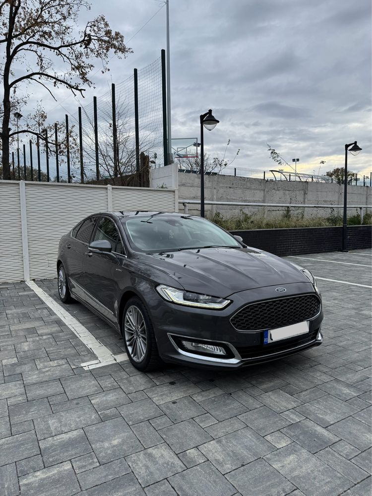 Ford Monedo Vignale 2018 2.0 HEV