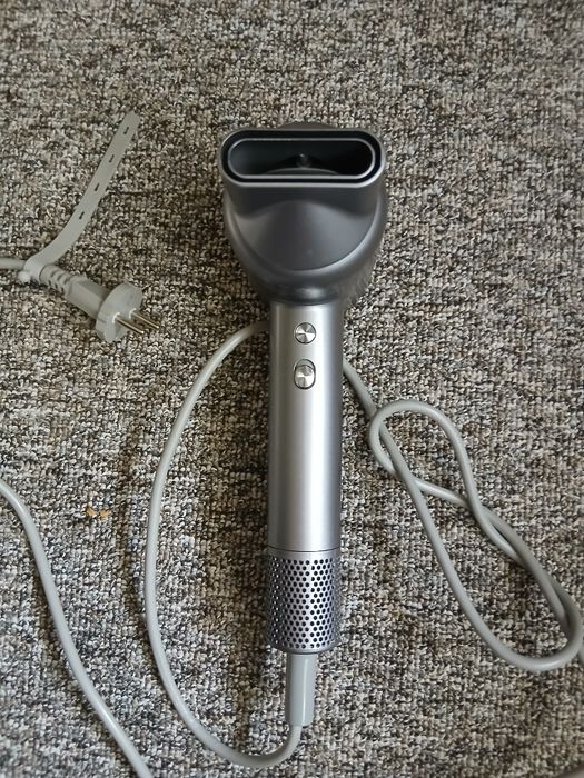 Продам новый фен nexme