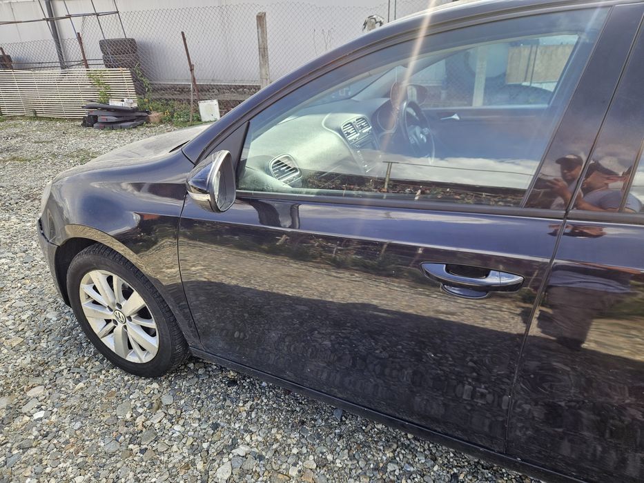 Fuzeta stanga fata vw golf 6 1.6 cayc