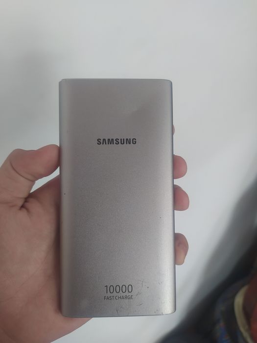 Карманный зарятчик