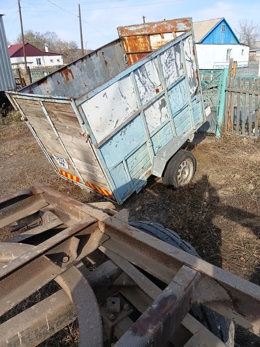 Прицеп коневозка