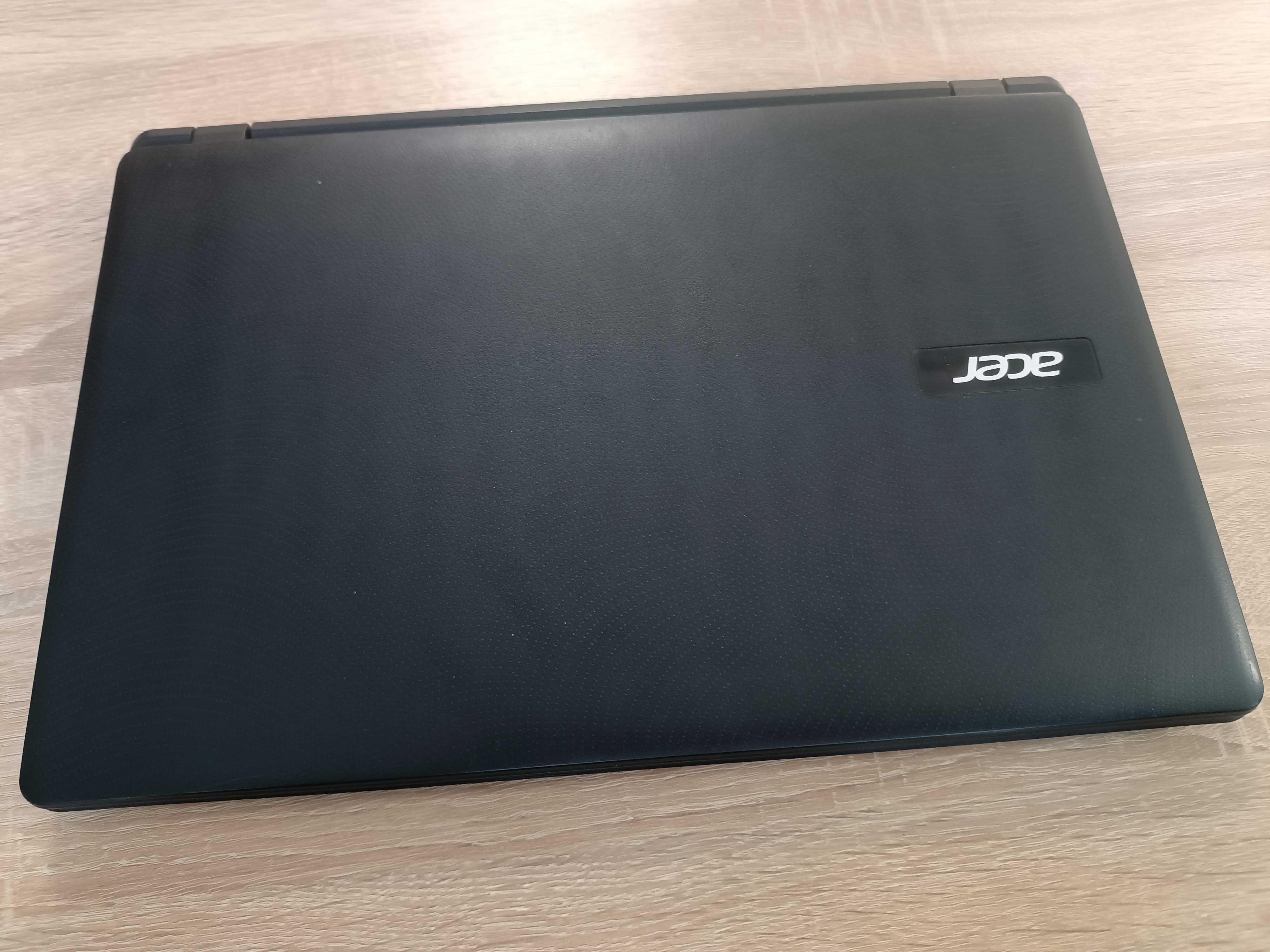 Noutbuk Acer, 4 GB RAM. 500GB ROM, CORE3