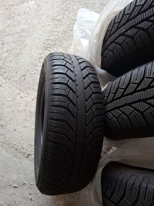 Зимни гуми Semperit 195/65/15