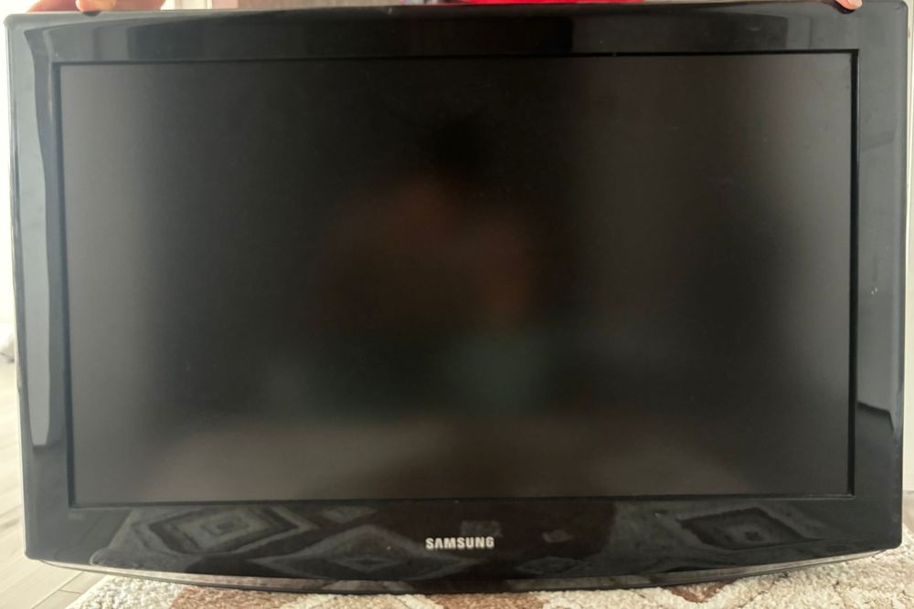 Продаю телевизор