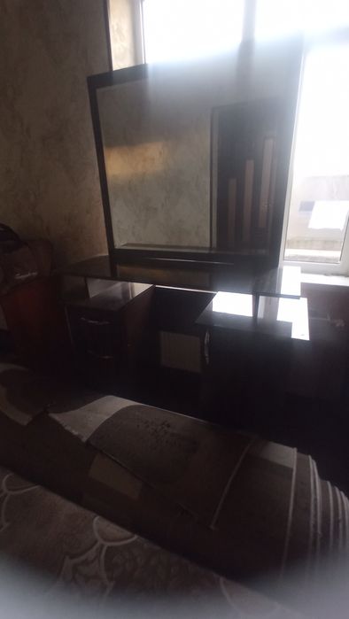 Продается спальный гарнитур