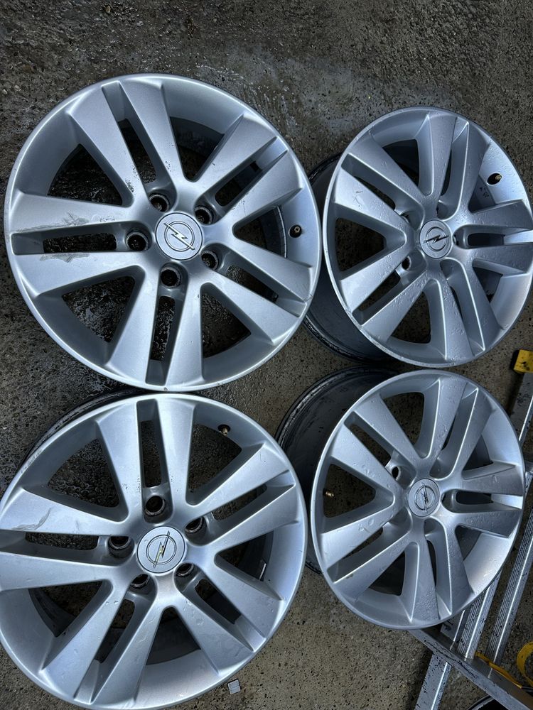 Set jante aliaj pe 16 originale Opel Zafira sau Astra H5x110