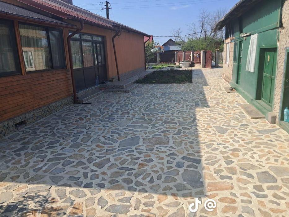 Piatră naturală montaj si livrare