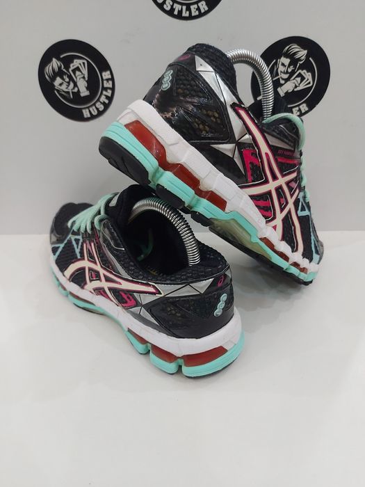 Маратонки ASICS. Номер 39.5