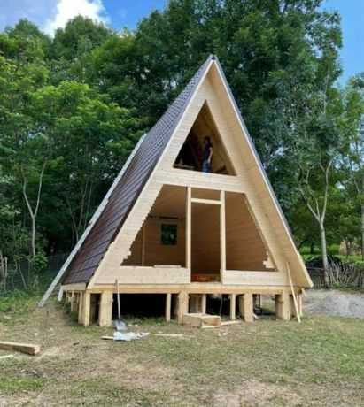 Doriți o casa din lemn, o cabana, o casă din container, garaje auto, u