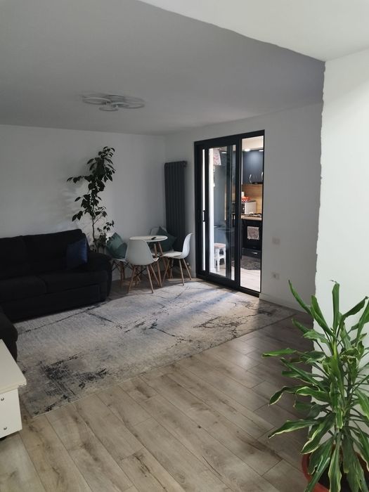 Apartament de vânzare !