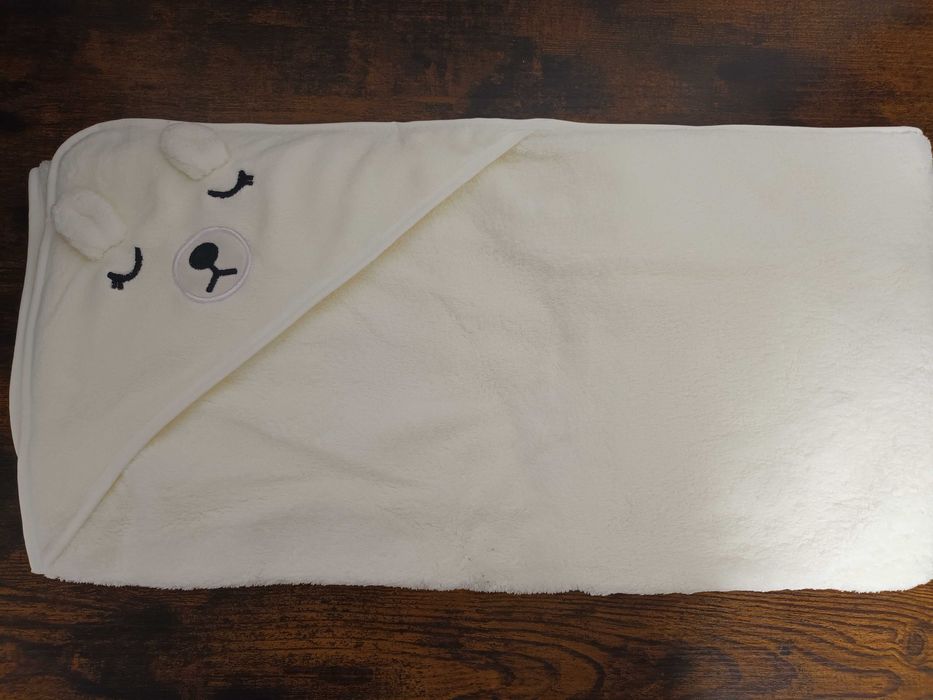 Prosop de baie cu gluga pentru bebelusi