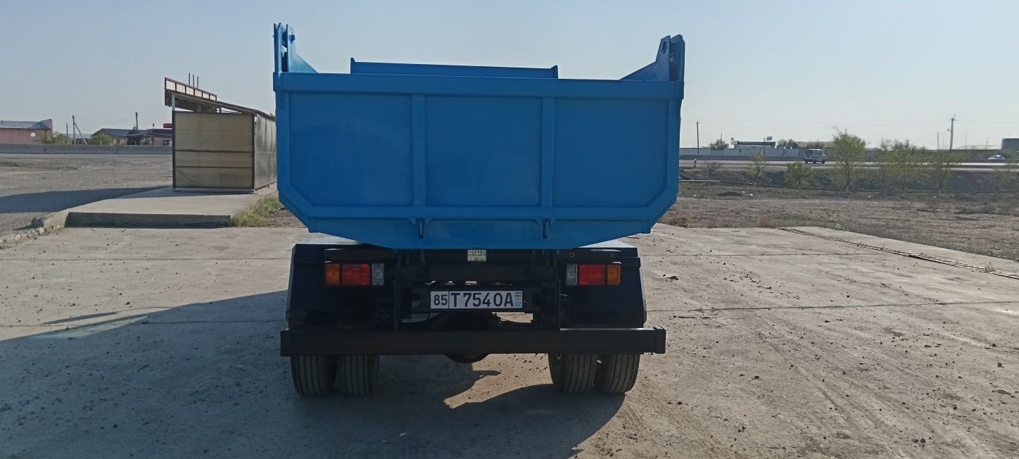 Isuzu samosval sotiladi