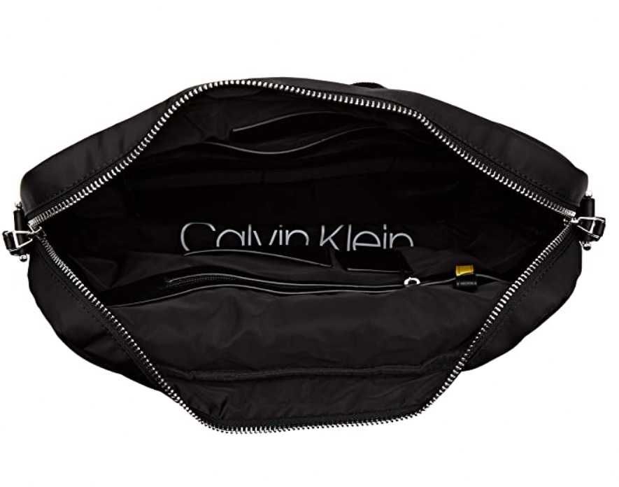 Genta Calvin Klein -Primary 1 Gusset Laptop Bag, originala, noua