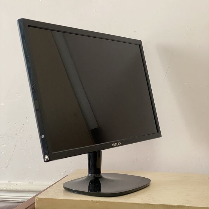 Монитор Avtech для офиса и дома