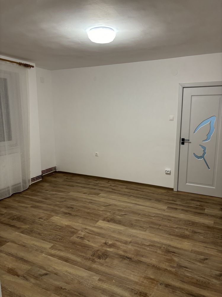 Apartament 2 camere zona centrala in Tarnaveni