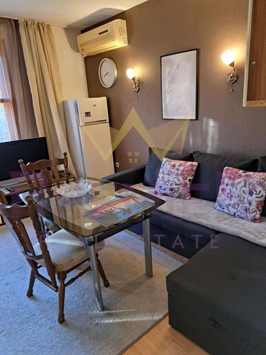 Дава се под наем Двустаен апартамент в Варна, Бриз - 95 кв.м за 433.5 € - Снимка #2