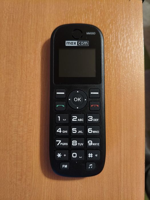 Telefon seniori Maxcom MM35D