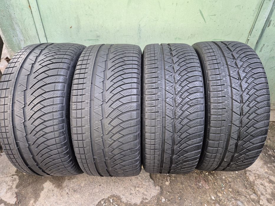 225 40 19/255 35 19 Anvelope de iarnă Michelin Alpin Dot 2019