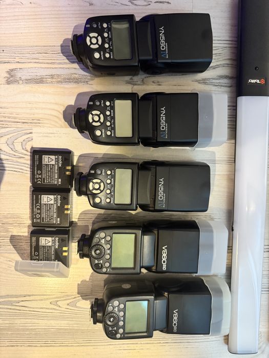 Vând Lot Godox și Tolifo Lampi