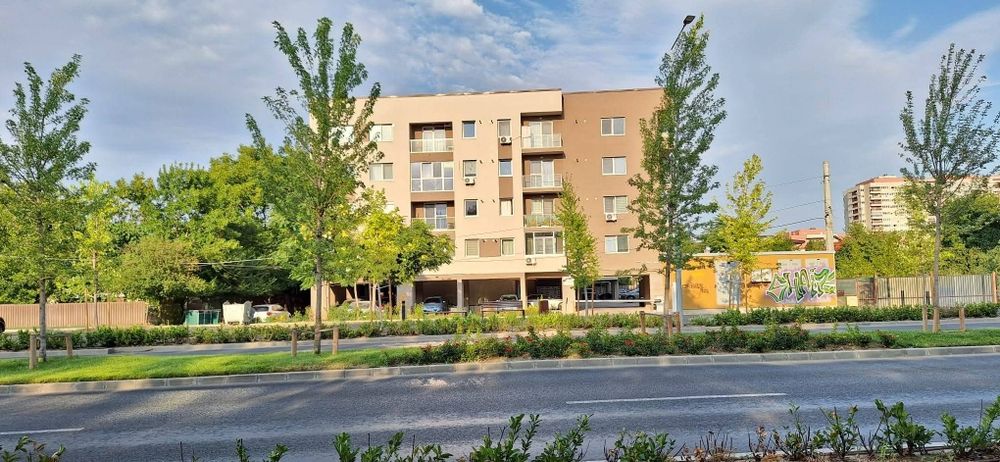 Proprietar vand Ap 2 camere + loc de parcare, bl nou,TVA 0%