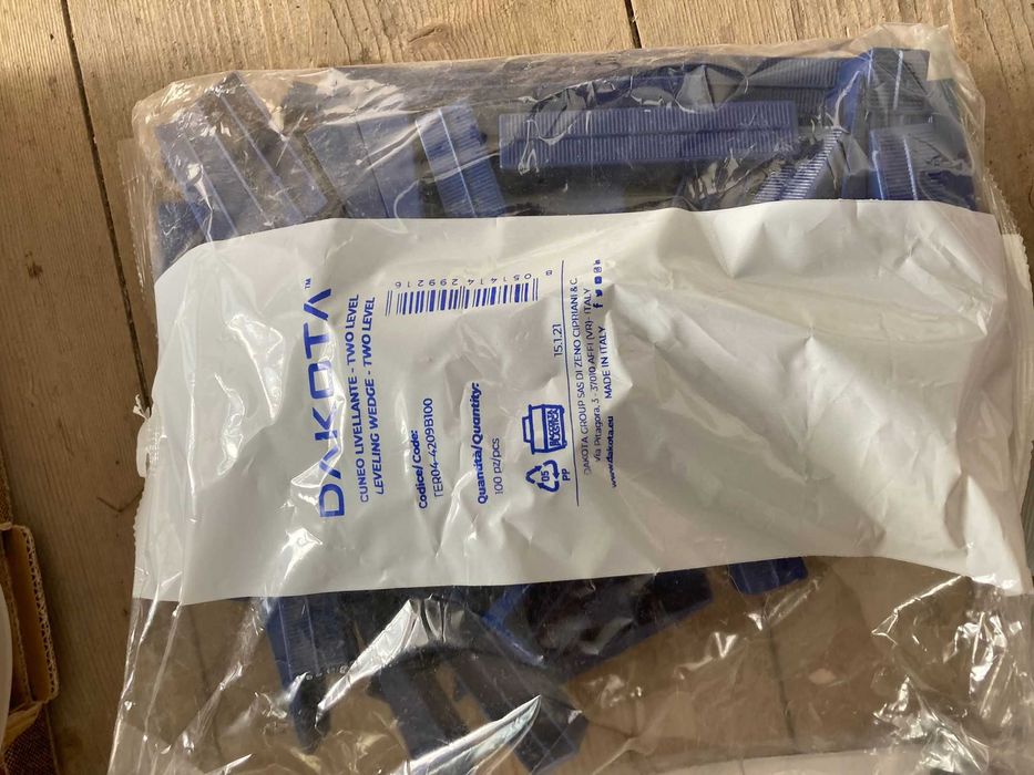 Dakota clipsuri rost nivelare placi marmura piatra ceramica XL 200+100