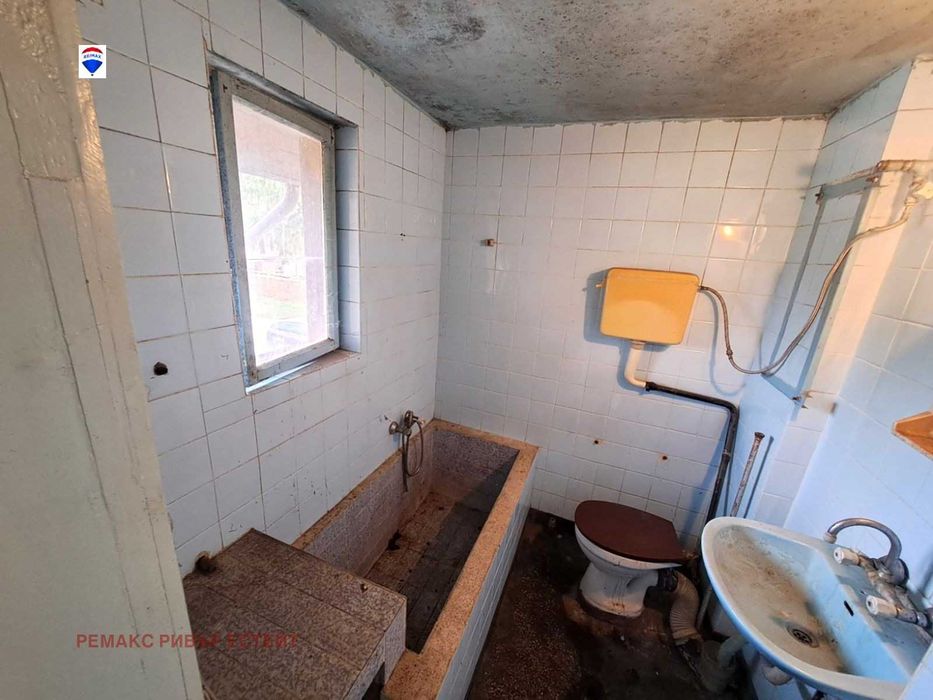 Продава се Къща в с. Щръклево, Област Русе - 144 кв.м за 680 €/кв.м - Снимка #14