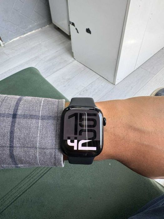 Apple Watch Series 10[42 mm], JetBlack, Battery 100%