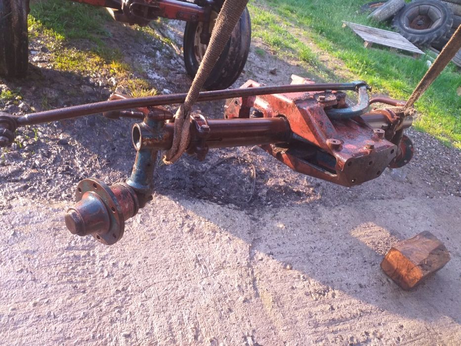 Punte fața tractor fiat