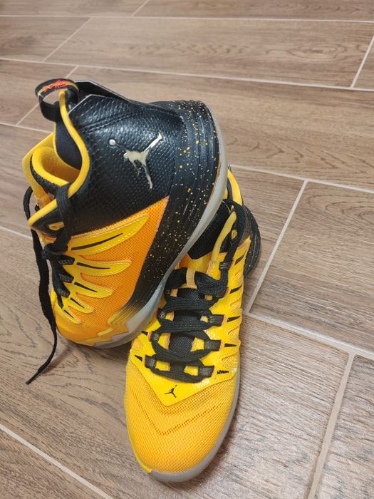 Adidași NIKE Air Jordan Metalic Gold