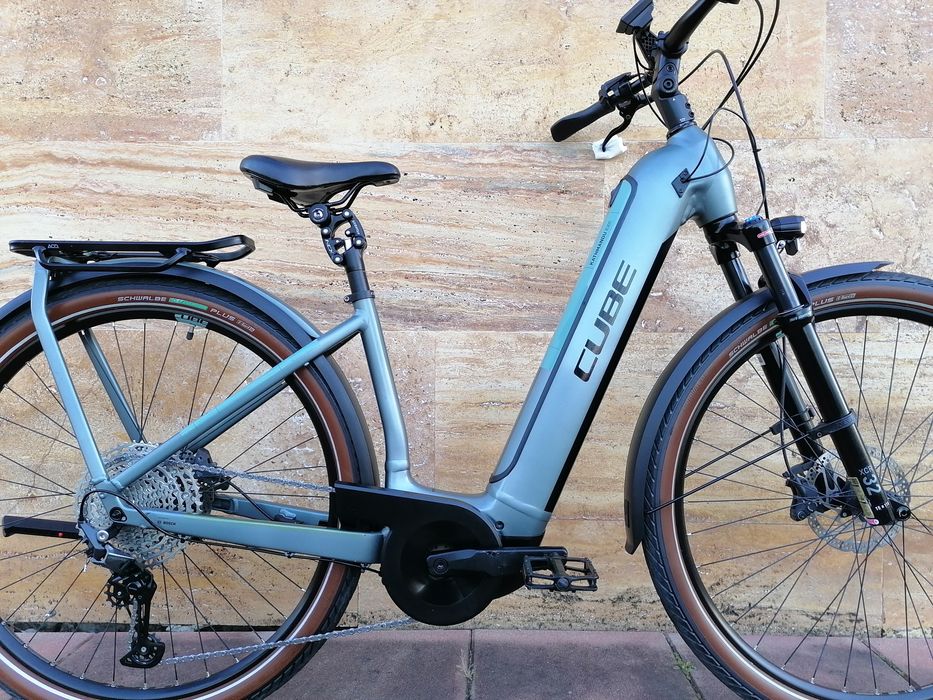 Електрически Cube Kathmandu*Bosch Smart System*750watta батерия*2200км