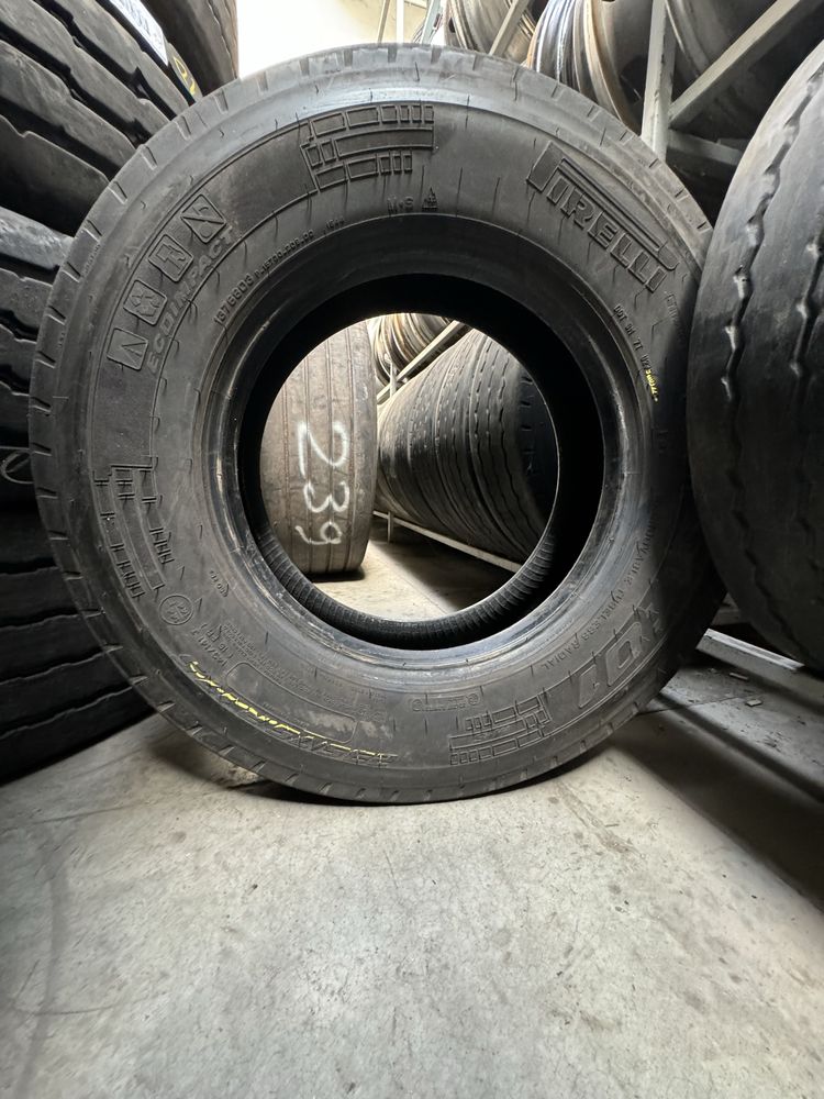 235/75/17,5 Pirelli Trailer