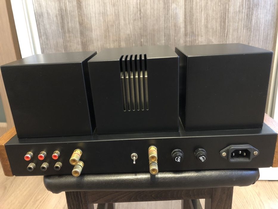 Amplificator tuburi (lampi audio)