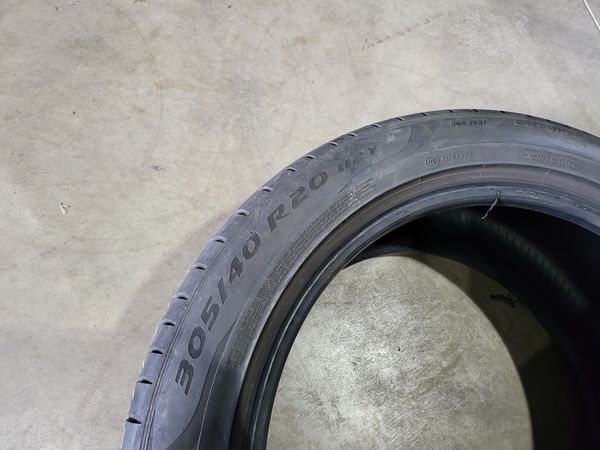 305/40/20//275/45/20 PIRELLI RunFlat