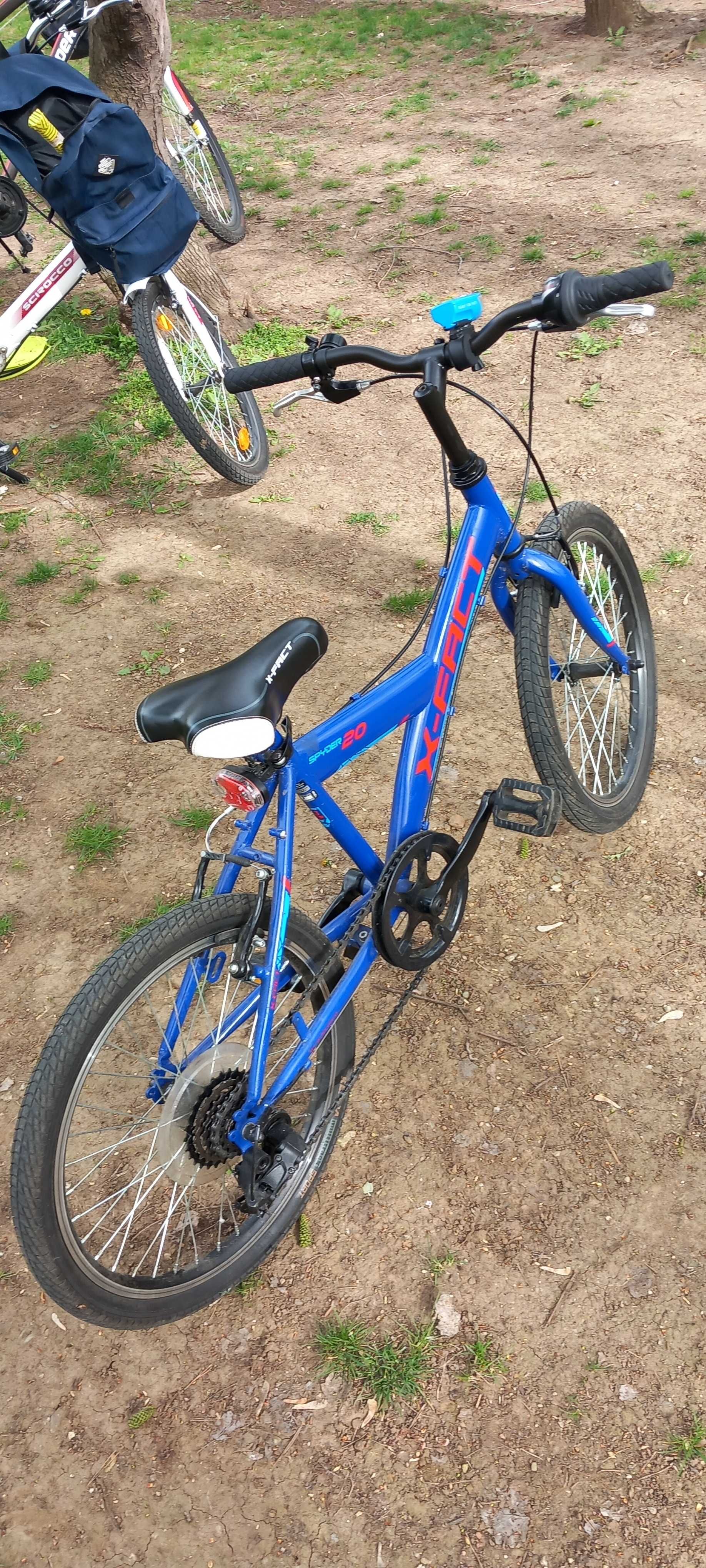 Bicicleta copii ,aproape nouă