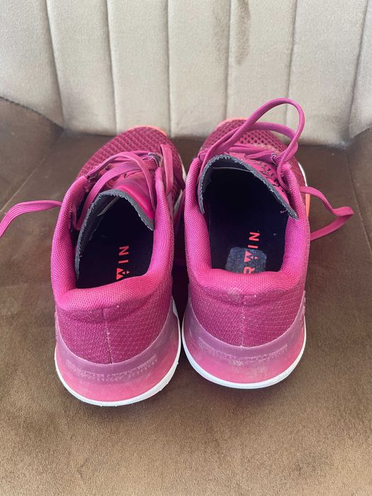 Обувки / Маратонки Under Armour Tribase reign размер / номер 40